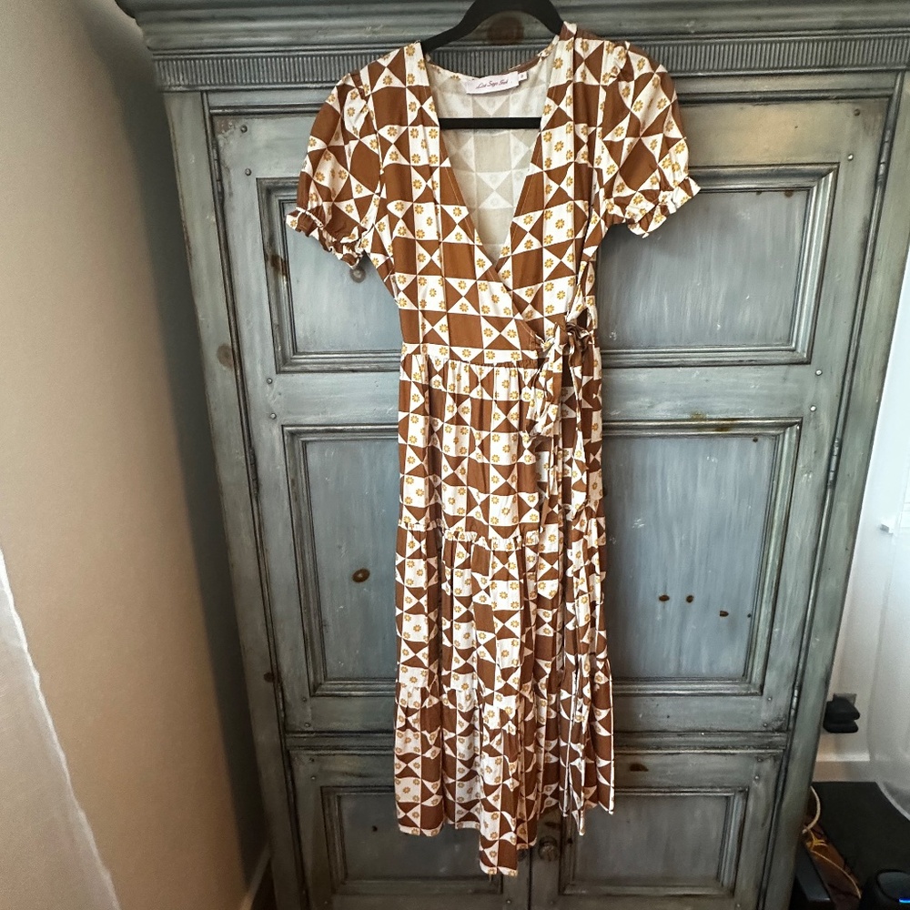 Lisa Says Gah Victoria Wrap Dress in Pecan Cream Size XS - Picture 7 of 11